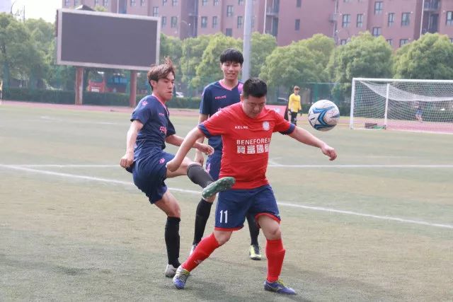 孙颖莎意外出局 蒯曼顺利晋级WTT中国大满贯16强